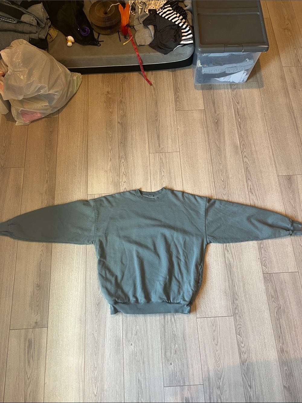 John Galt Brandy Melville Sage Green hidden pockets Crewneck Sweatshirt One Size